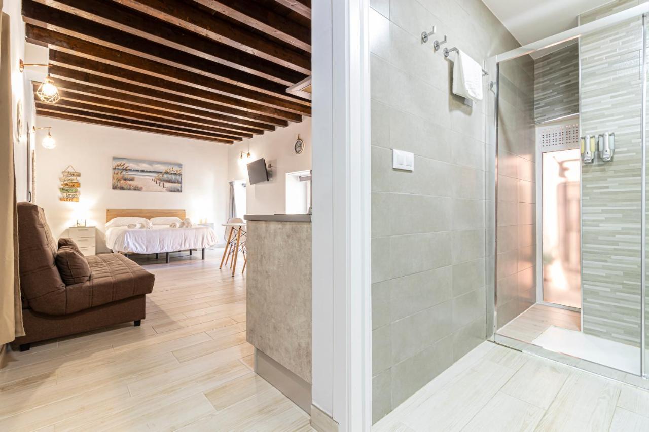 Allo Apartments Plateros Centro Jacuzzi Comunitario Jerez de la Frontera Exterior foto